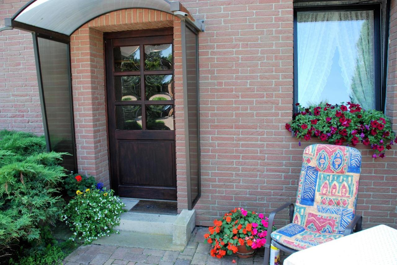 Ferienwohnung Storchenblick Zurow Екстериор снимка